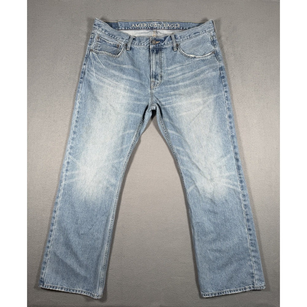 American Eagle Men's Size 36x30 Light Wash Denim Classic Straight Jeans